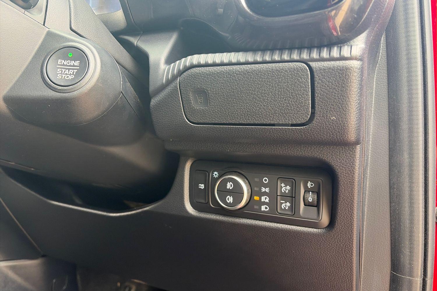 Ford RANGER Photo 30