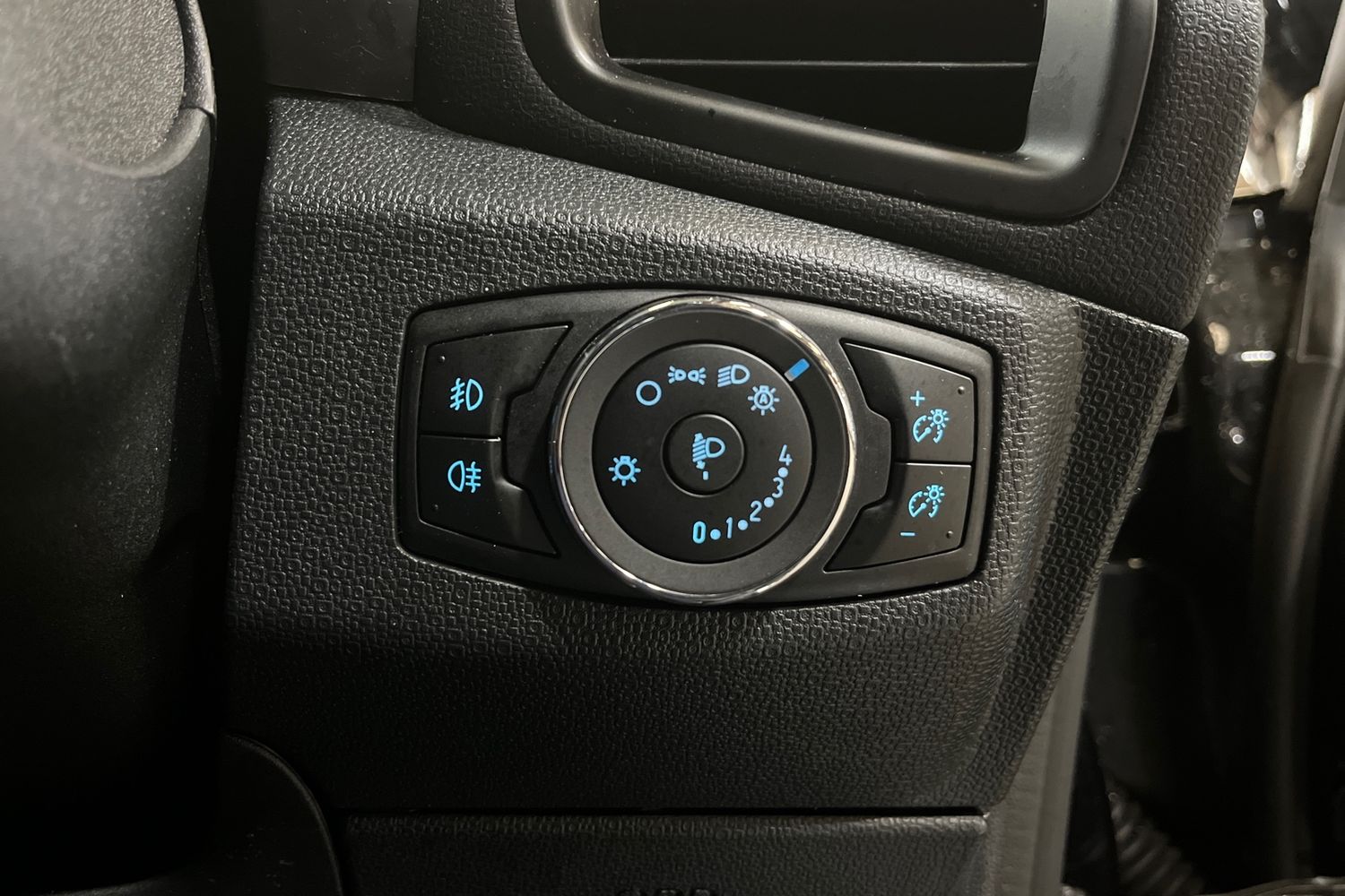 Ford ECOSPORT Photo 24