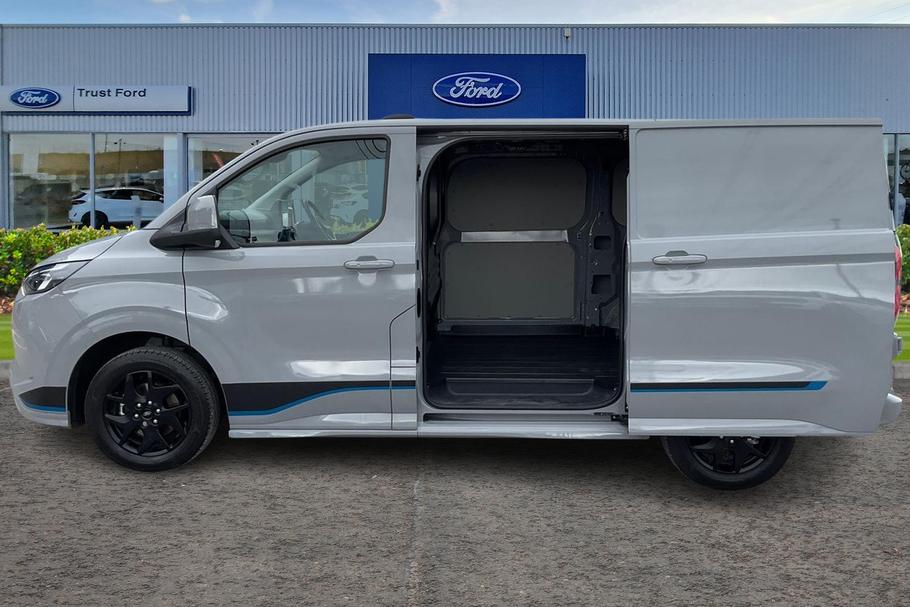 Used Ford TRANSIT CUSTOM YE26AYD 5