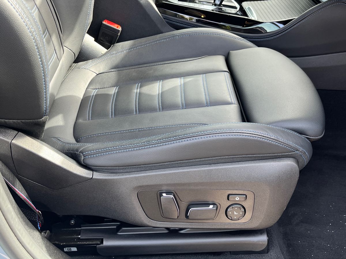 BMW X4 Photo 31