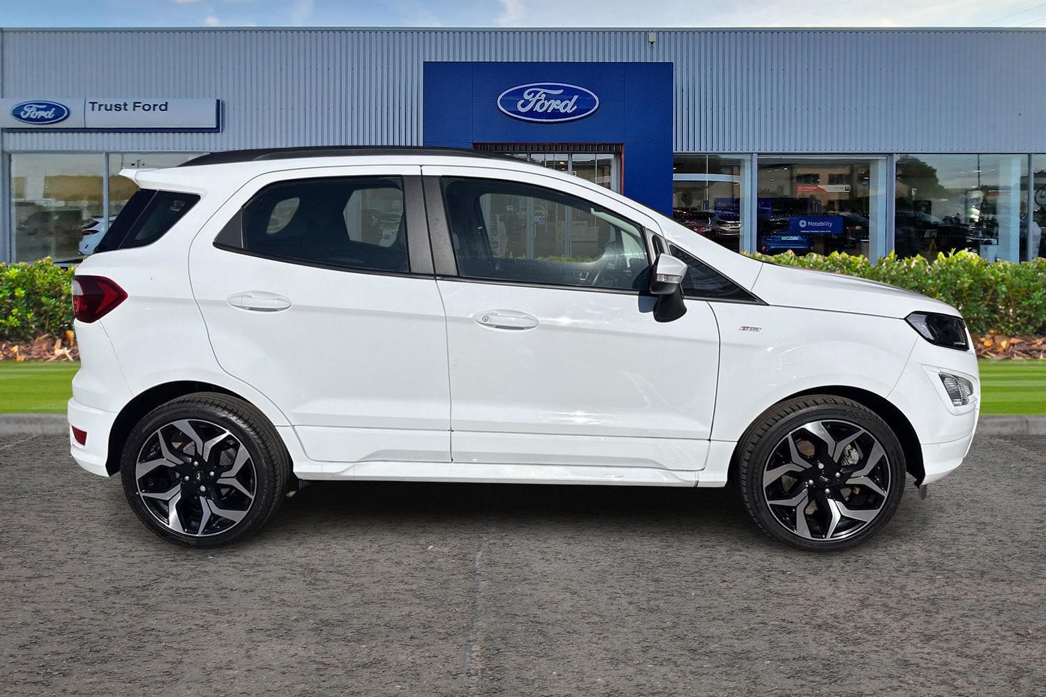 Ford ECOSPORT Photo 2