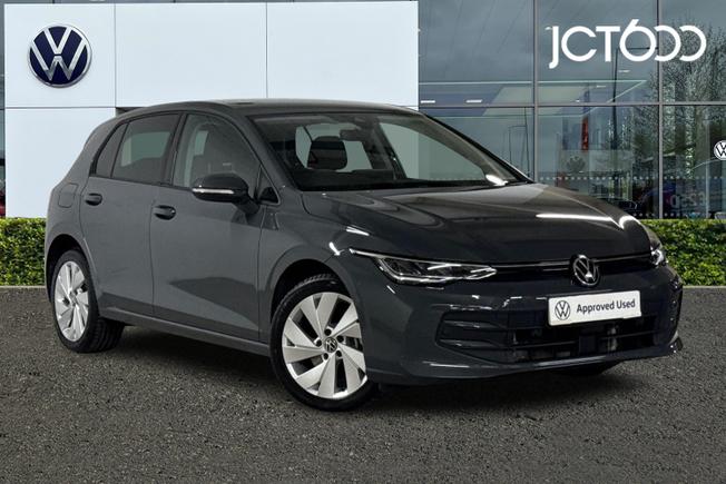 Volkswagen Golf Photo 1