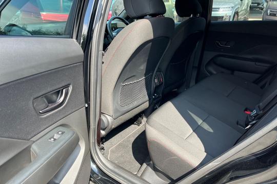 Hyundai KONA Photo autoimg-e22aa19b666ba5e63bea7e0de6d706e74a1659a5.jpg
