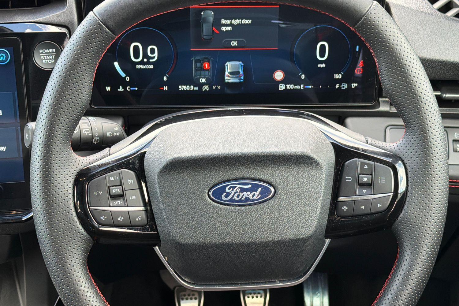 Ford PUMA Photo 11