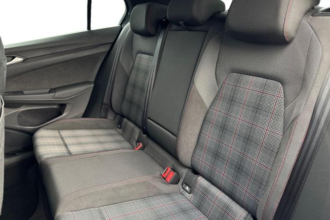 Volkswagen Golf Photo 9
