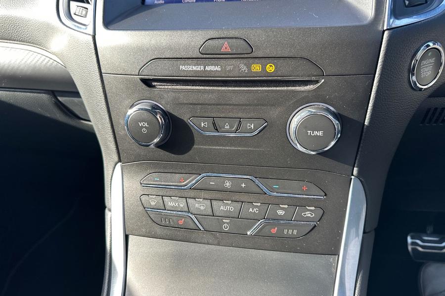 Ford S-MAX Photo autoimg-e22f450ff823f9c015608186450449c8b6c27352.jpg