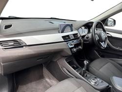 BMW X1 Photo 2