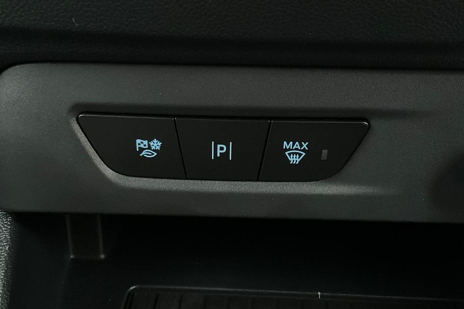 Used Ford E-Transit Courier 24