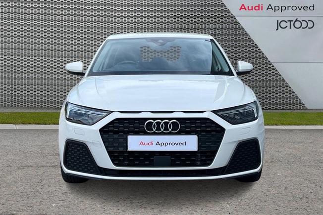 AUDI A1 Photo 8