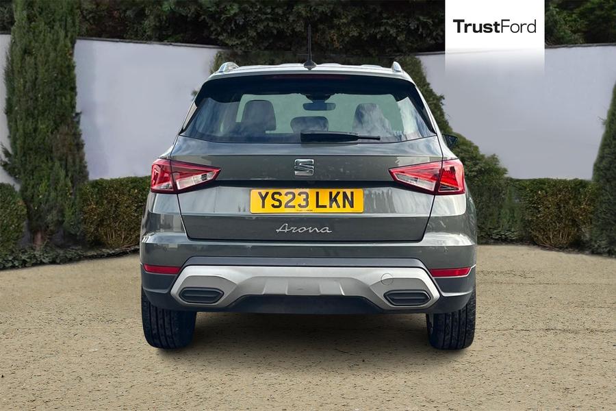 SEAT ARONA Photo autoimg-e2349157a2e3387bbce0fd0f14c0110921dcb2da.jpg