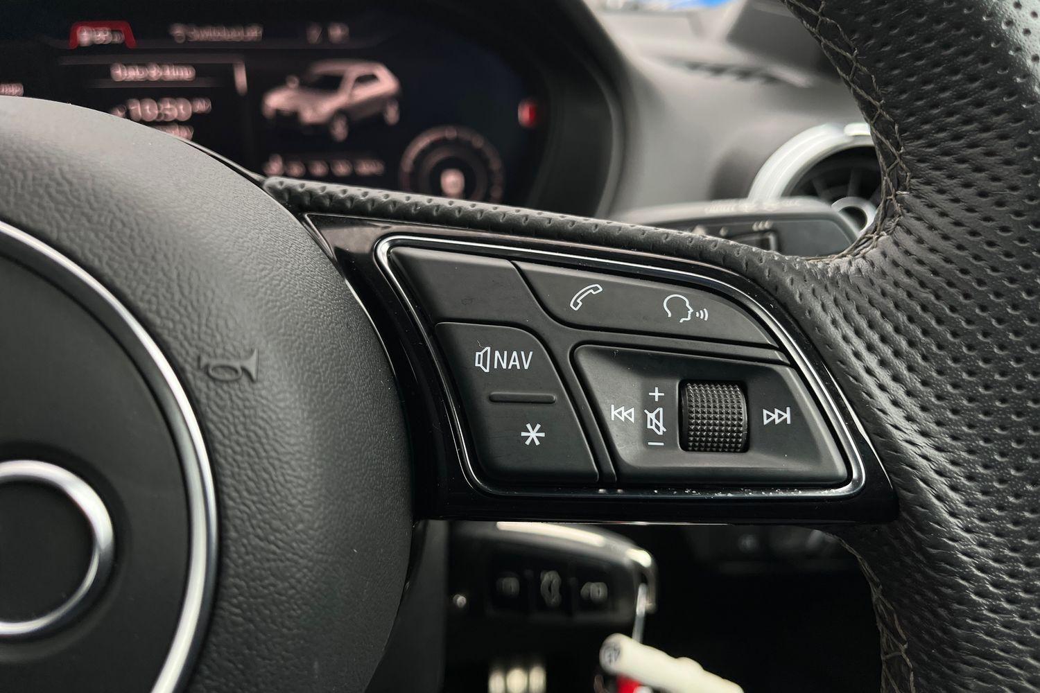 Audi Q2 Photo 33
