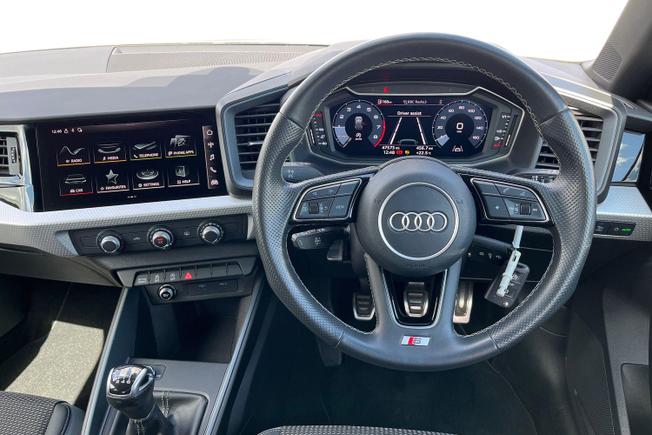 Audi A1 Photo 11