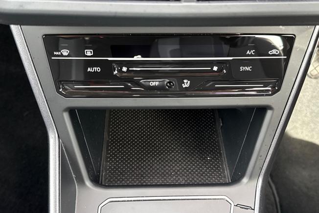 VOLKSWAGEN Polo Photo 22