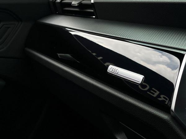 Audi Q3 Photo autoimg-e2431d0cc68ea36cdd68eb8a3bcec5665f2db981.jpg