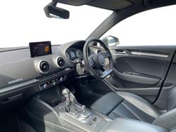 AUDI S3 Photo 2