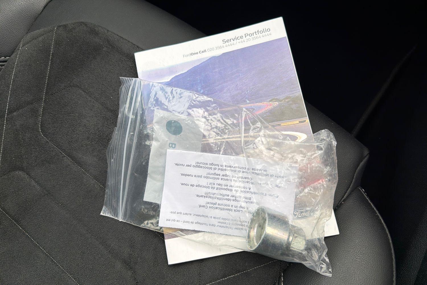 Ford FIESTA Photo 21