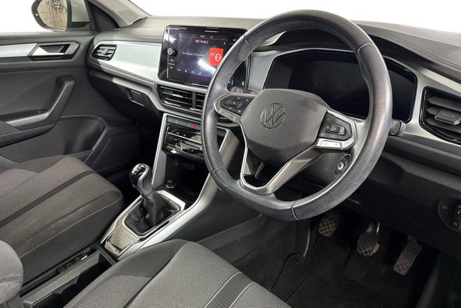 VOLKSWAGEN T-Roc Photo 6