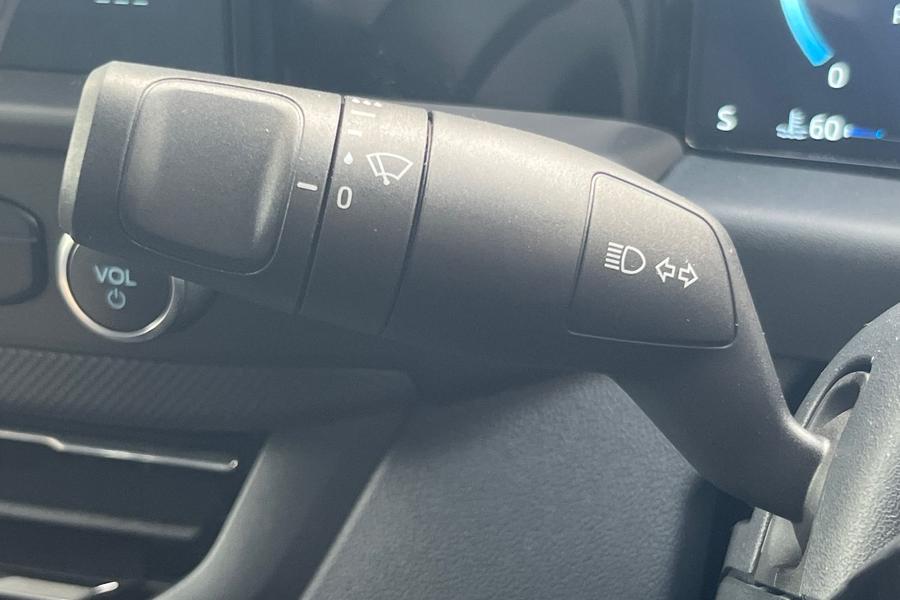 Ford TRANSIT CUSTOM Photo autoimg-e24b9bc5fa512881751034752bb0f22c71123608.jpg
