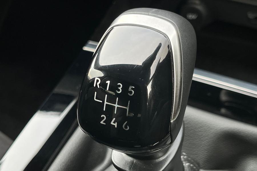Vauxhall ASTRA Photo autoimg-e24f07469a6063bbe1aeceffc99463ac4aa3f619.jpg