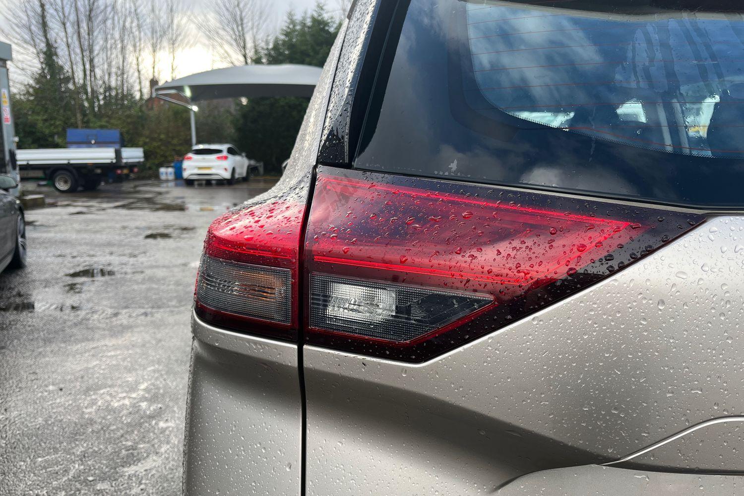 Nissan X-TRAIL Photo 24