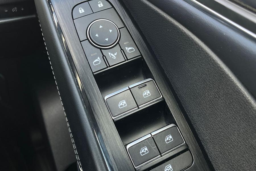 Nissan QASHQAI Photo autoimg-e2510d271a9bdf4a99293f687fe173be66121d82.jpg