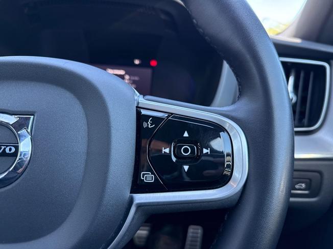 VOLVO XC60 Photo 17