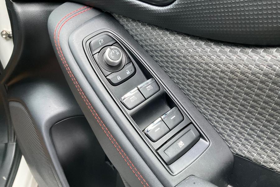 Subaru FORESTER Photo autoimg-e2586d909ed6927f5324aff4324a4f48e7f25aca.jpg