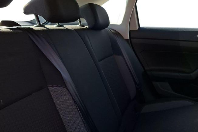 VOLKSWAGEN Taigo Photo 9