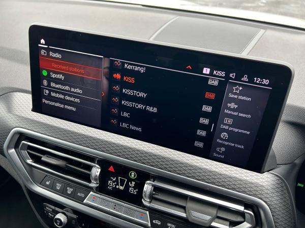 BMW X3 Photo autoimg-e25bd8f42705fcf106468ba8cfd9bf10d80990db.jpg