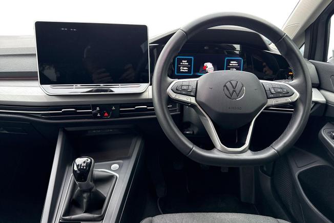 VOLKSWAGEN Golf Photo 11