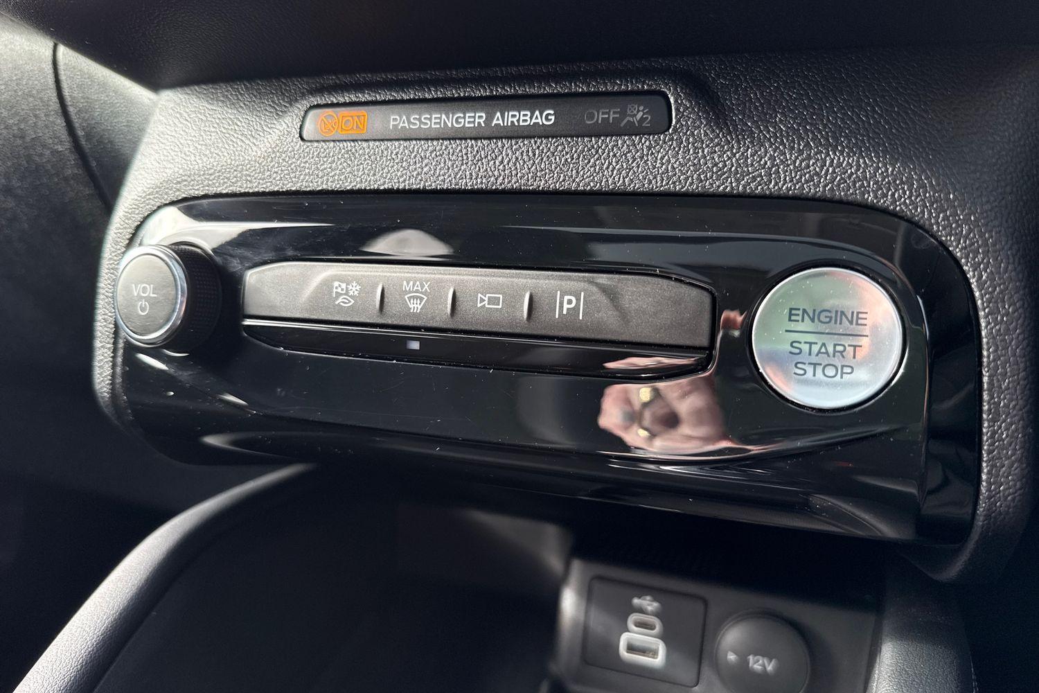 Ford KUGA Photo 29