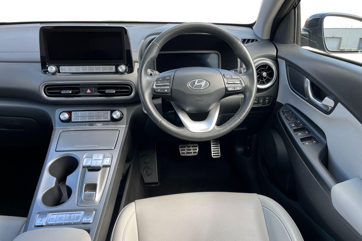 Hyundai KONA Photo 10