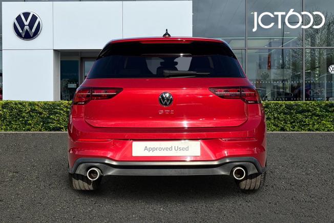 VOLKSWAGEN Golf Photo 7