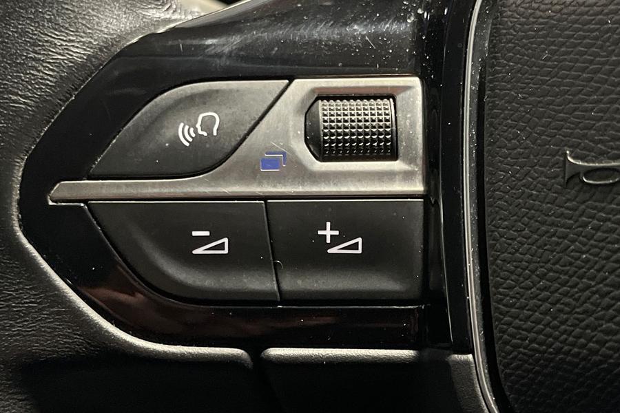Peugeot 3008 Photo autoimg-e26e98e46b118d8532de8c22ee0ab9798cb326b5.jpg