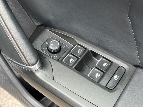 CUPRA Formentor Photo autoimg-e2738ef122671417f1d9caf7765229b125d7ff01.jpg