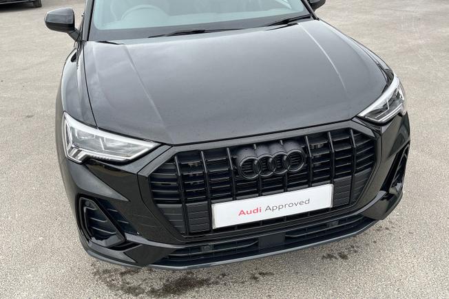 AUDI Q3 Photo 26