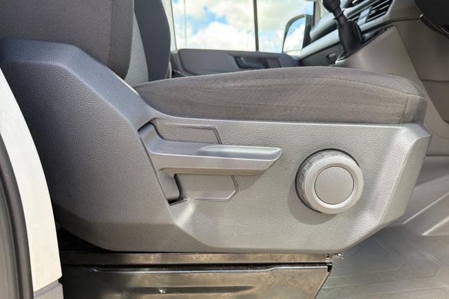 VOLKSWAGEN Crafter Photo 38