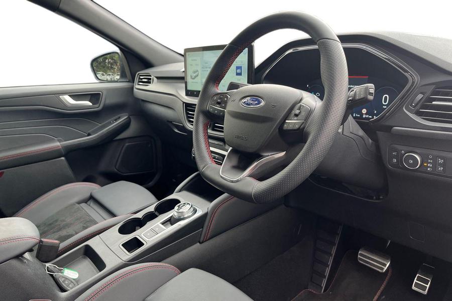 Ford Kuga Photo autoimg-e2778b613191cc5103b72397cb9d30997253be94.jpg