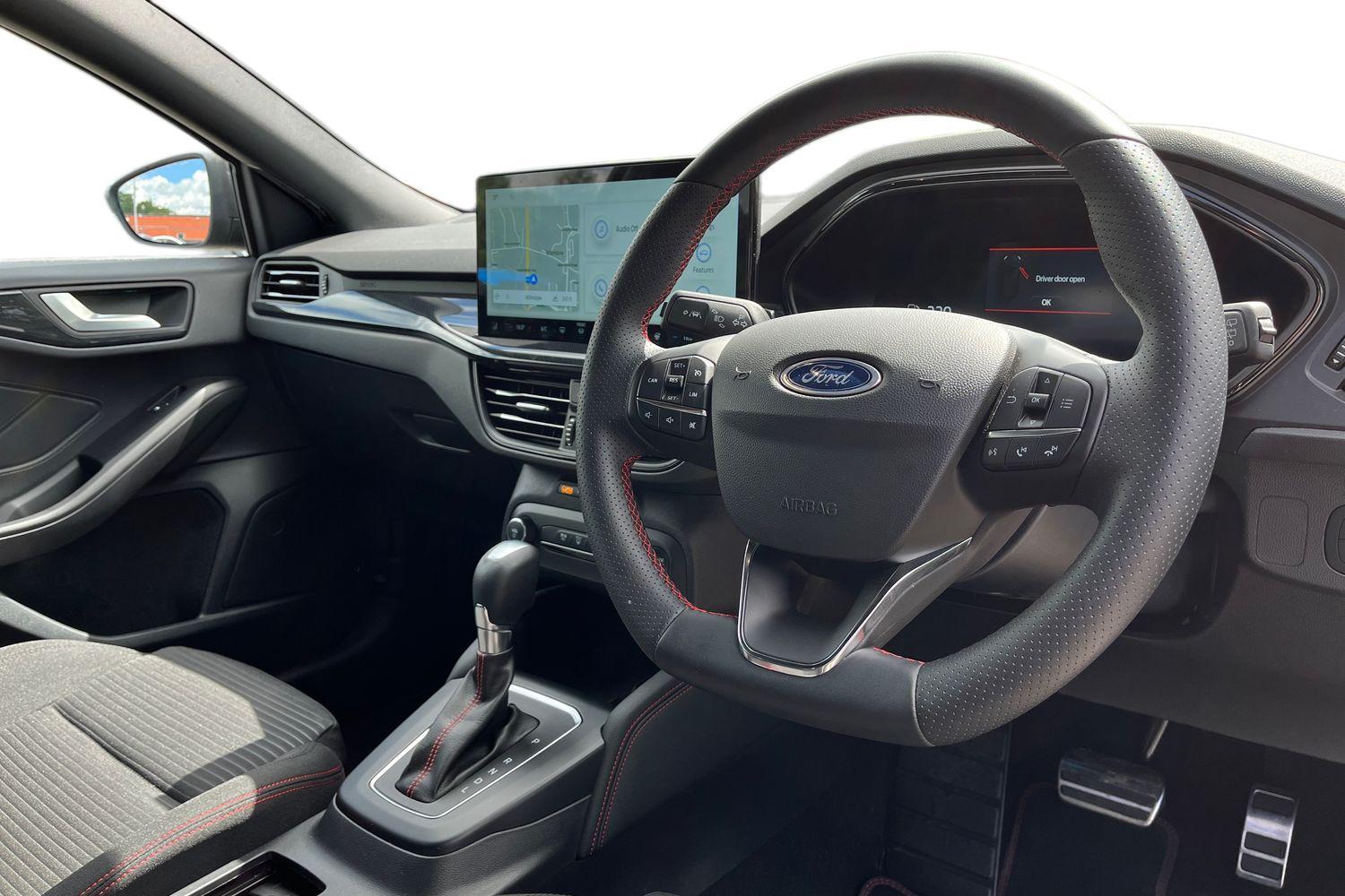 Ford Focus Photo 8
