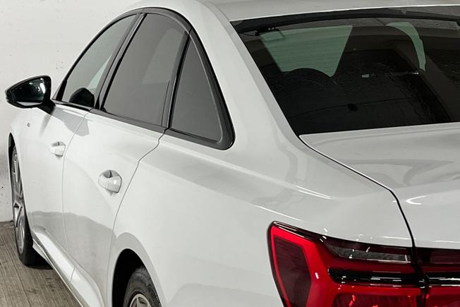 AUDI A6 Saloon Photo 26