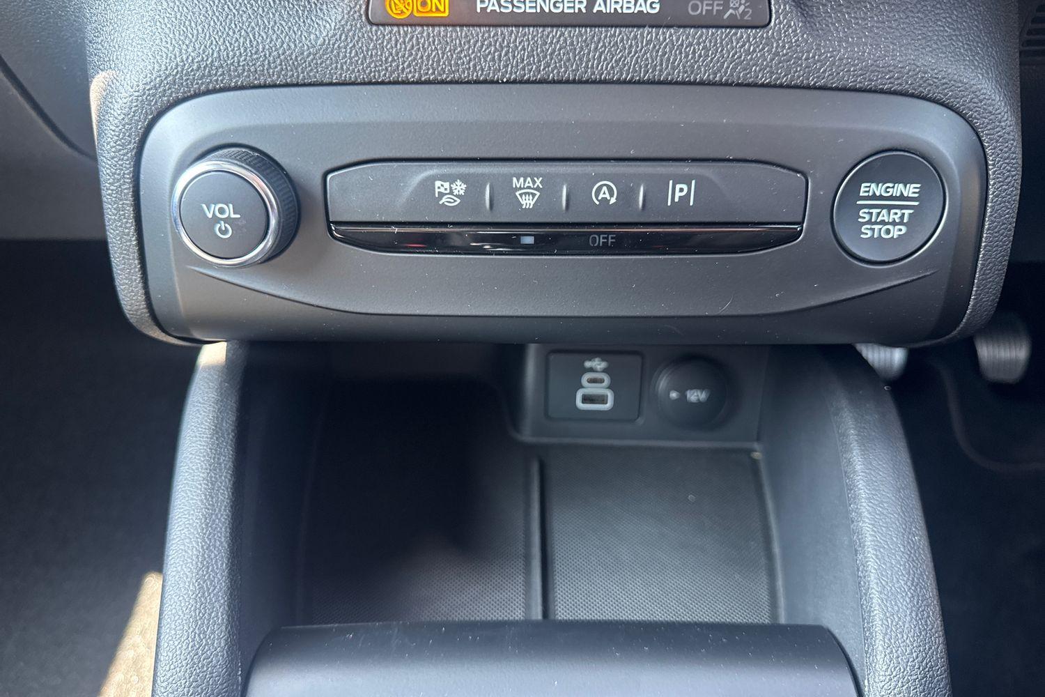 Ford FOCUS Photo 24