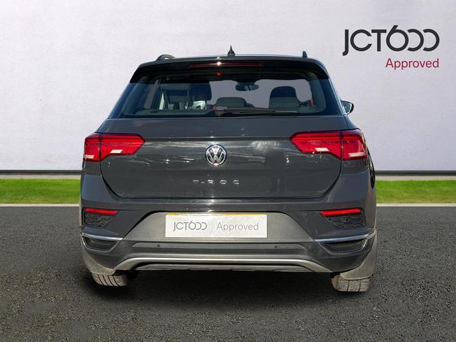 Volkswagen T-Roc Photo 7