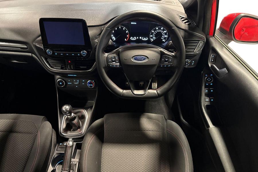 Ford FIESTA Photo autoimg-e288841b6397e22107ce88929704175f914c961d.jpg