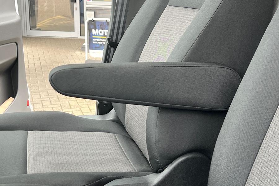 Ford TRANSIT Photo autoimg-e28912b720b225e7558a64efaaeeeaae479f9892.jpg
