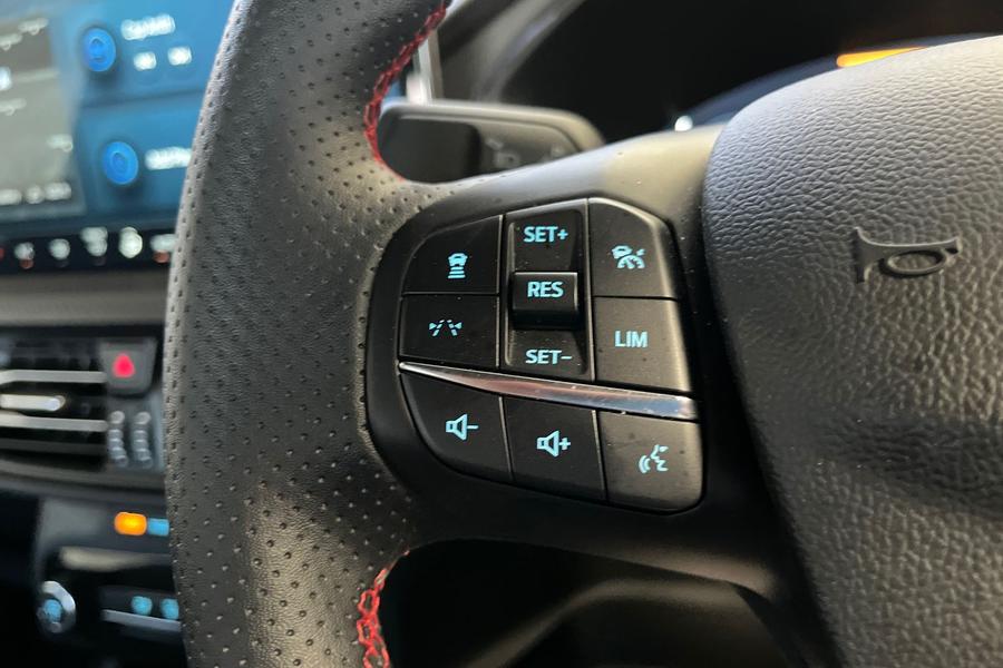 Ford Kuga Photo autoimg-e2892ad829e513a06107555561311b409f0dd13e.jpg