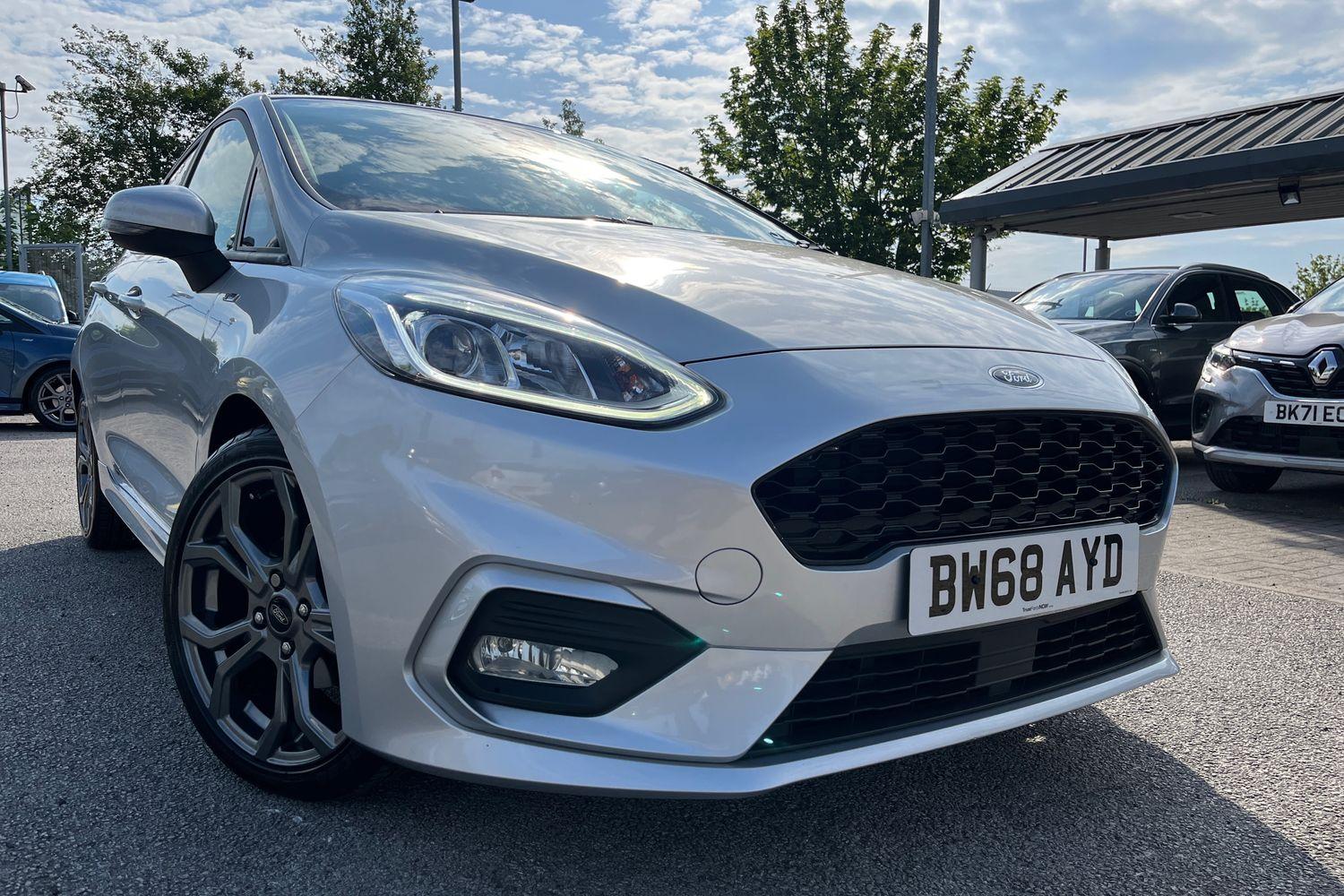 Ford FIESTA Photo 36