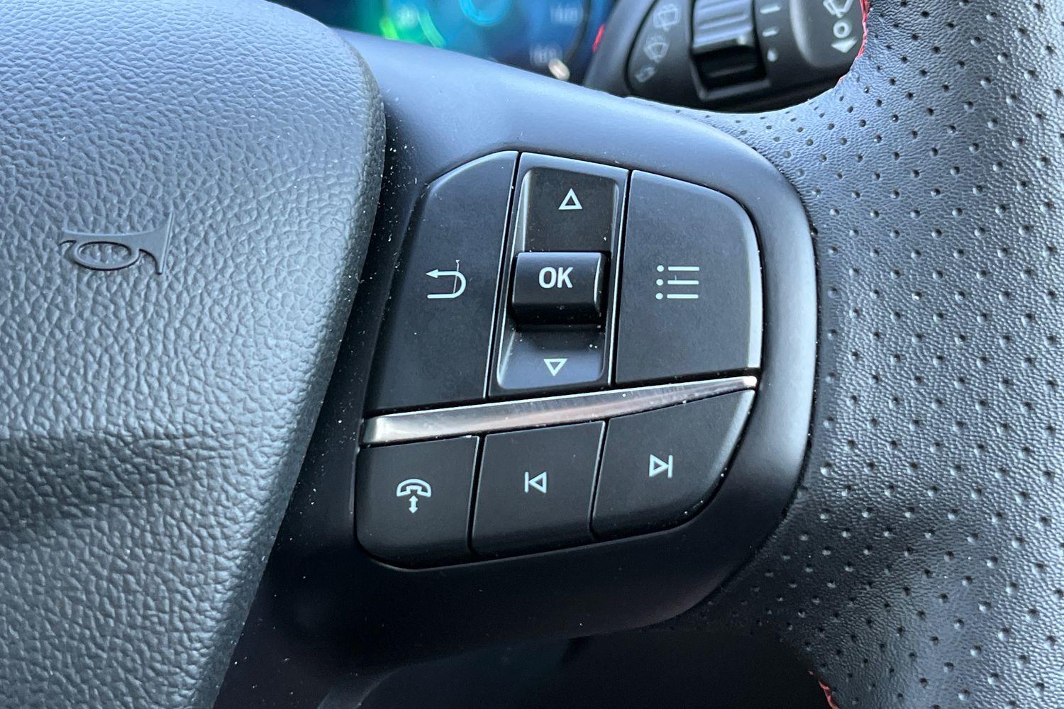 Ford KUGA Photo 31