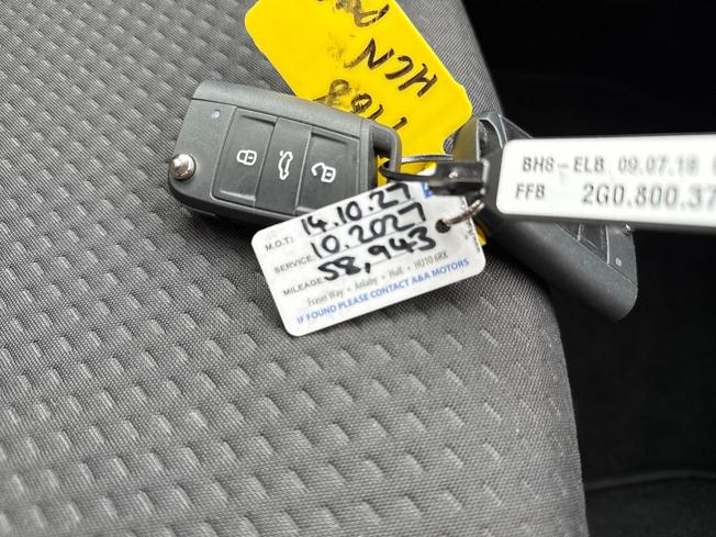 VOLKSWAGEN Polo Photo 31