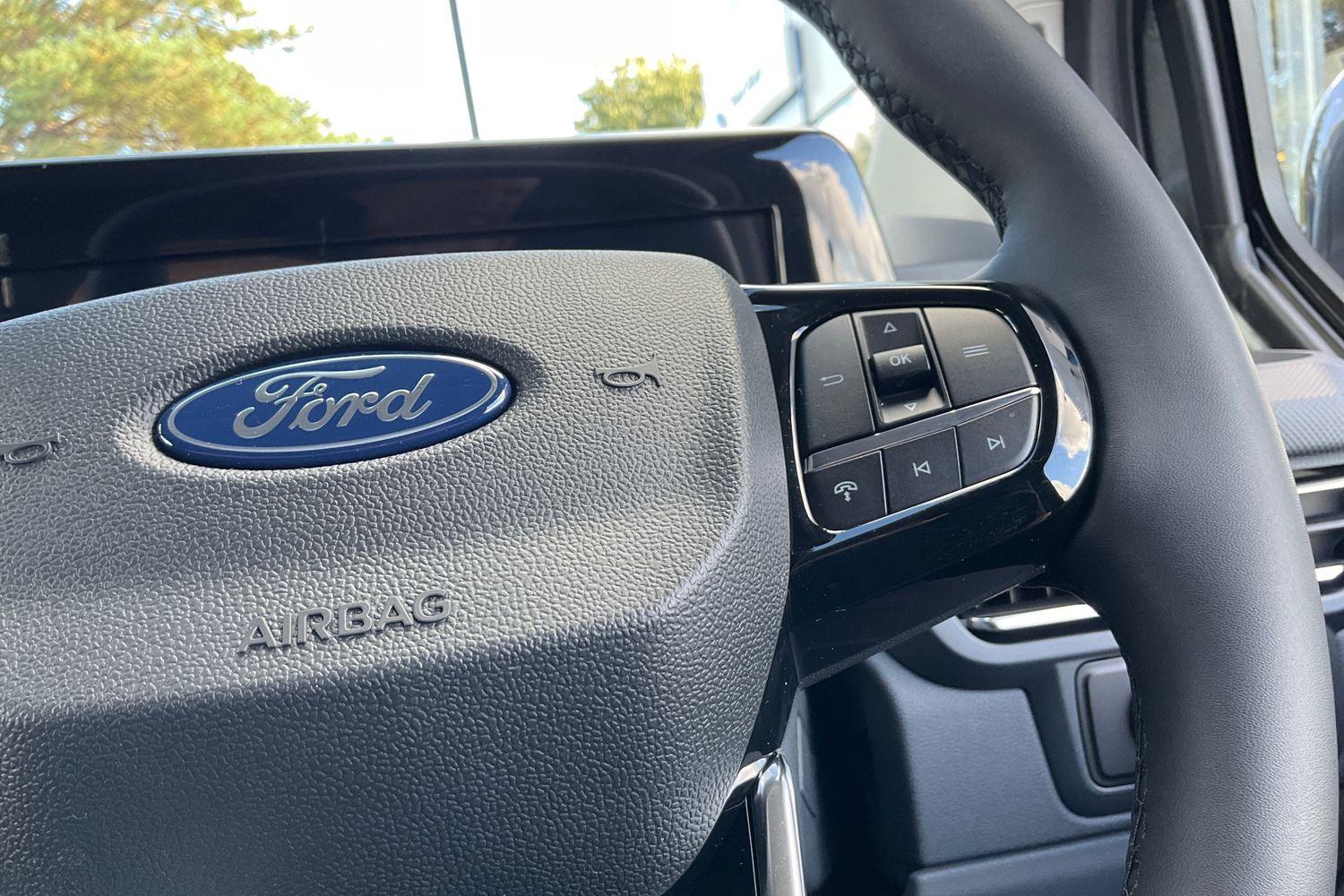 Ford TRANSIT CUSTOM Photo 32