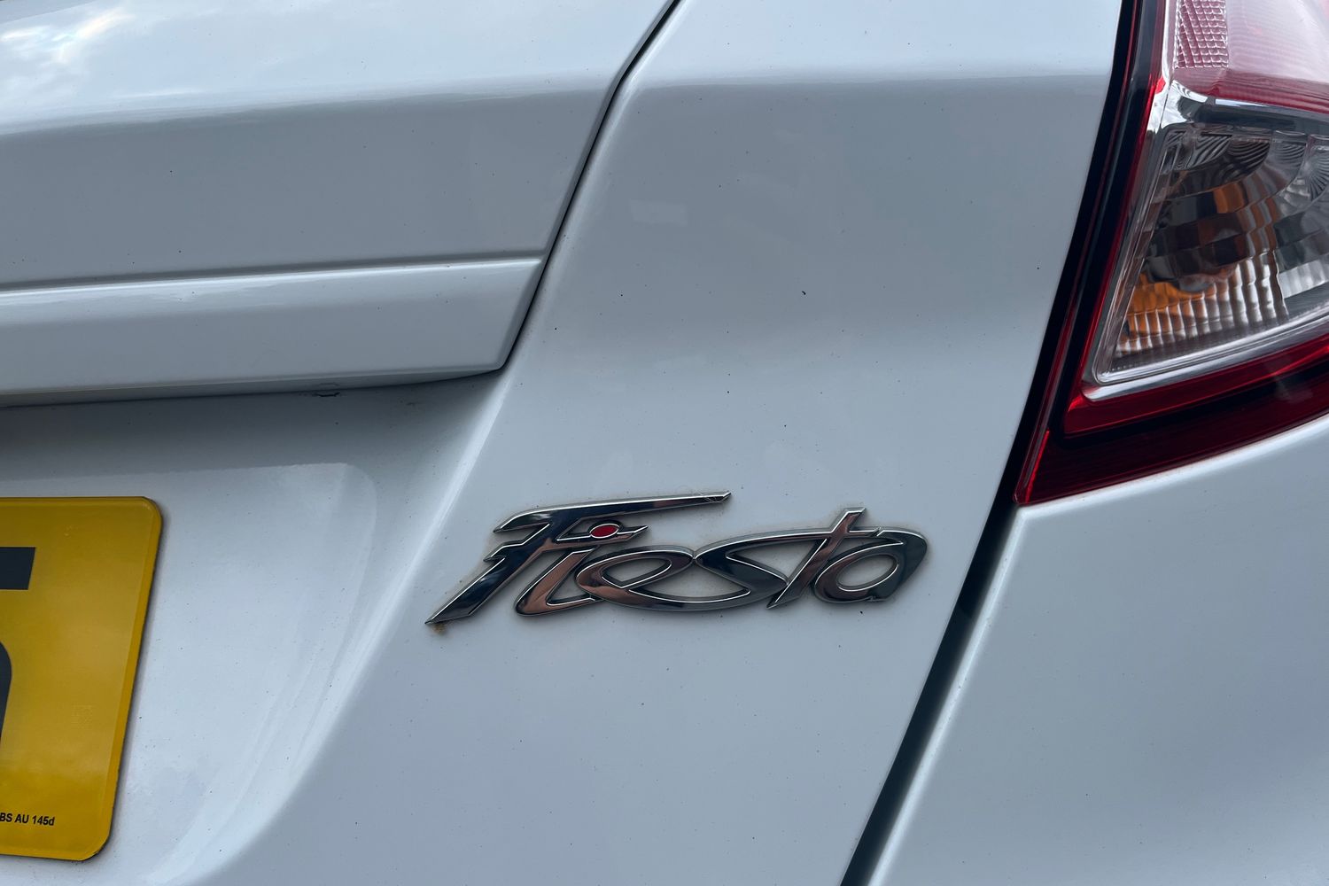 Ford FIESTA Photo 27